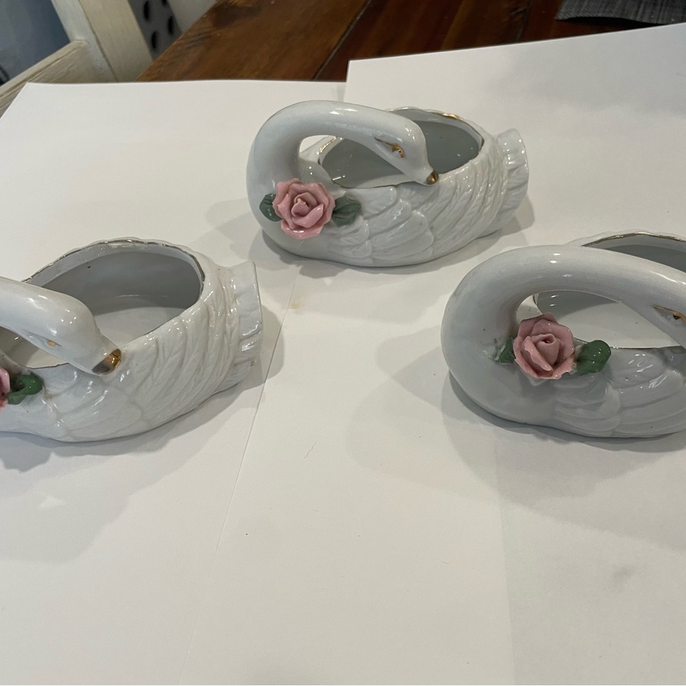 Antique Elegant White Swan Napkin Rings with Pink Rose Accents
